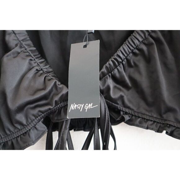 Nasty Gal QDA0078107 Women's Sz 6 Black Satin Tie Front S/S Crop Top Blouse - Picture 4 of 9